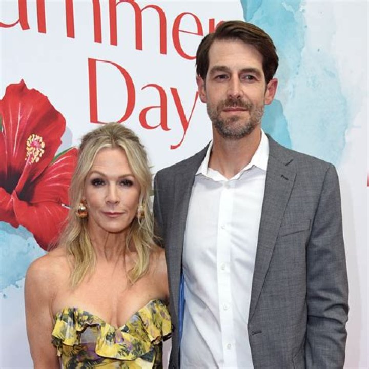 Jennie Garth Speaks Out On What I Like About You Creator Dan Schneider