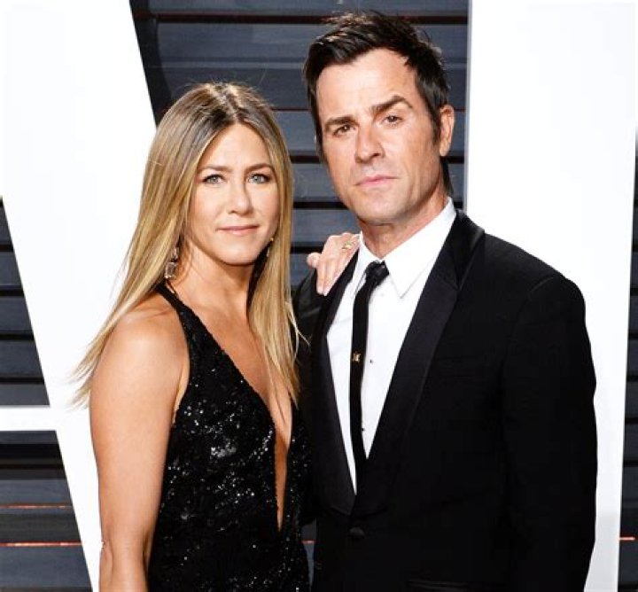 Jennifer Aniston and Justin Theroux Are Married!
