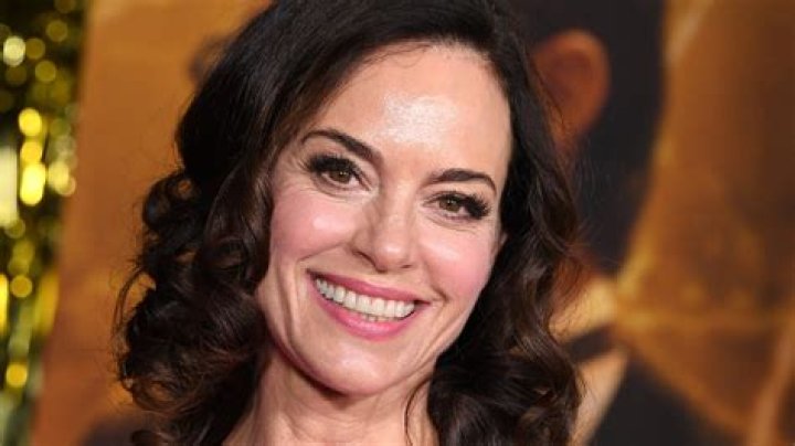 Jennifer Grant [Profiles] &bull; Instagram, Twitter, TikTok Foller