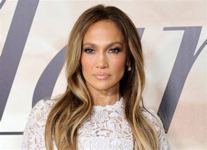 Jennifer Lopez Reveals Her Exact Weight Loss Plan &mdash; Celebwell