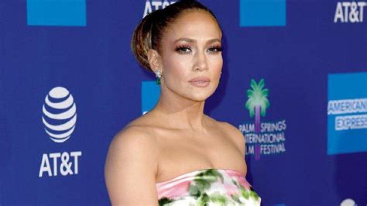 Jennifer Lopez Was Insecure About Her Body After Having Twins