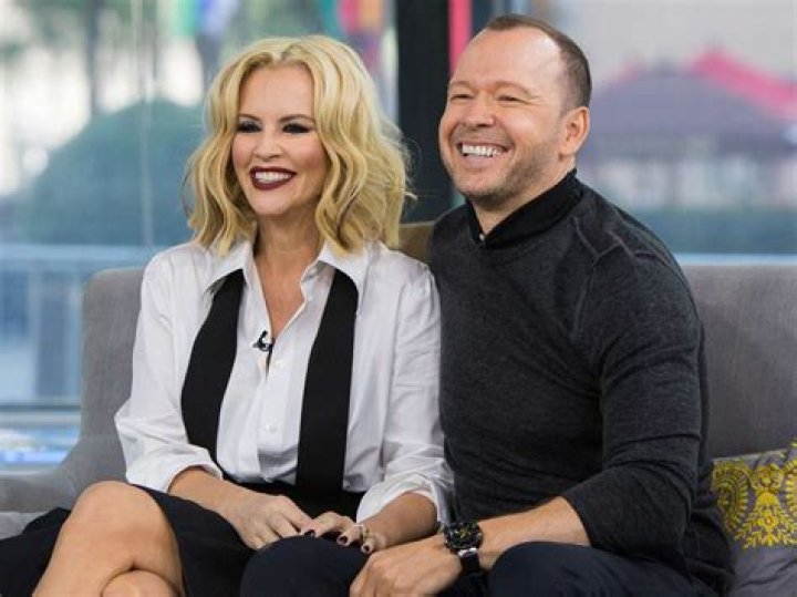 Jenny McCarthy And Donnie Wahlberg Go Nude For New Beauty Brand