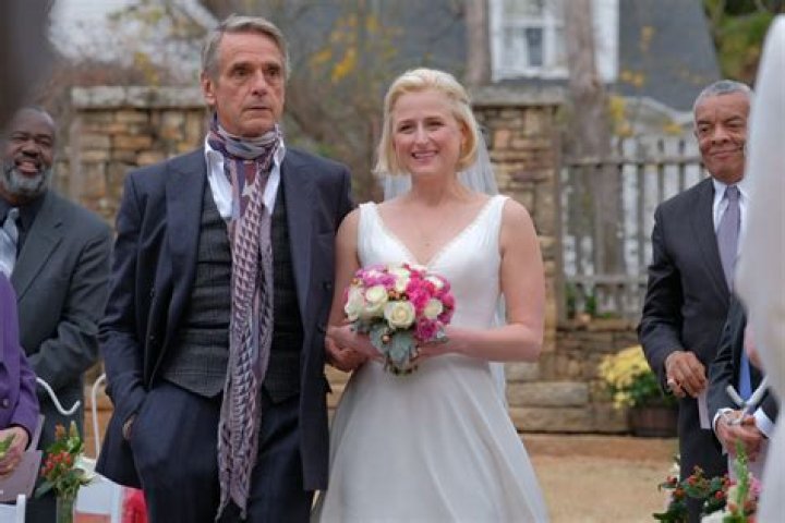 Jeremy Irons and wife Sin&eacute;ad Cusack arrive at the 2016 Ischia Global