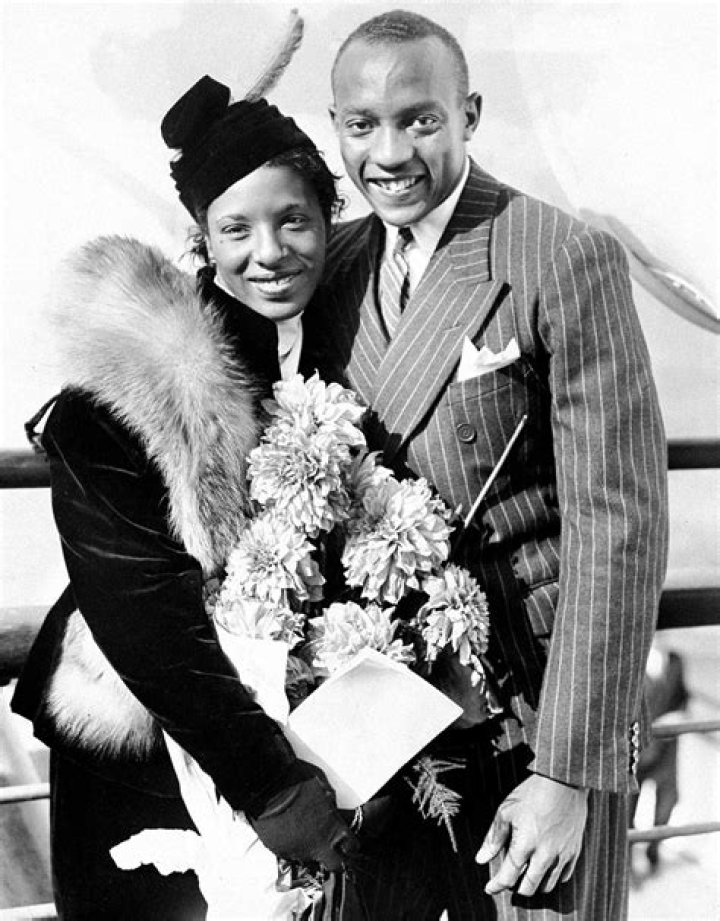 Jesse Owens and Minnie Ruth Solomon on their wedding day. How fabulous