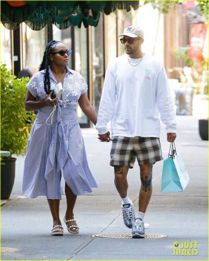 Jesse Williams Holds Hands with Ciarra Pardo After a Lunch Date in NYC Photo 4776262 Jesse
