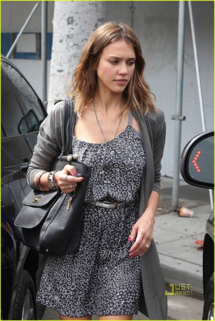 Jessica Alba Mommy Break with Mom! Photo 2483532 Jessica Alba