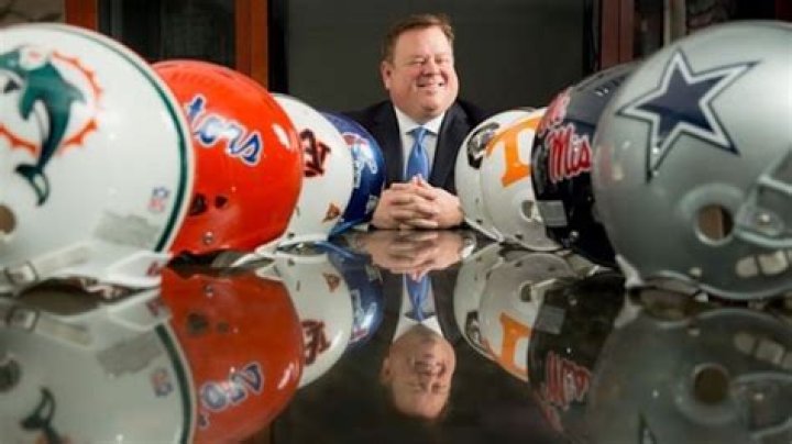 Jimmy Sexton represents 11 of the 14 SEC head coaches Footballscoop