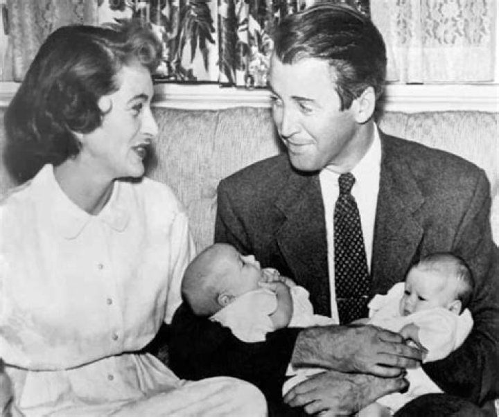Jimmy Stewart and twin daughters Actor james, Celebrity dads, Actors