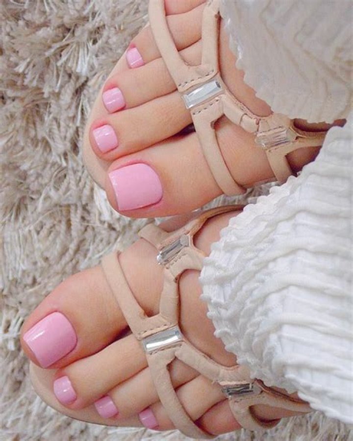 JJ Cute Toes, Pretty Toes, Feet Soles, Women's Feet, Heels And Socks