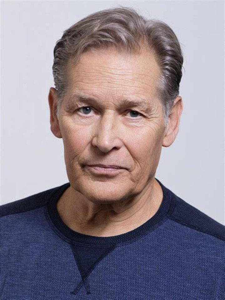 John Thomas James Remar in TV series "Sex and the City" 4x13 (1998)