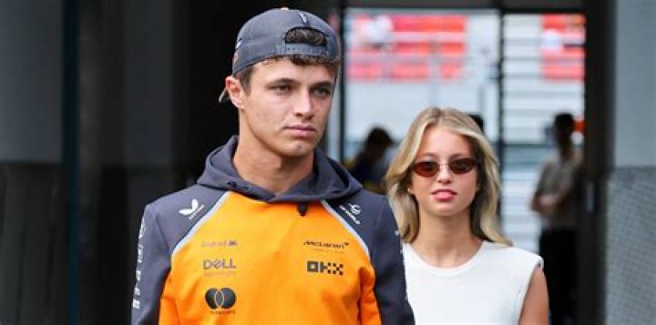 Johnny Manziel&rsquo;s Older Model Girlfriend Sarah Savage (Photos