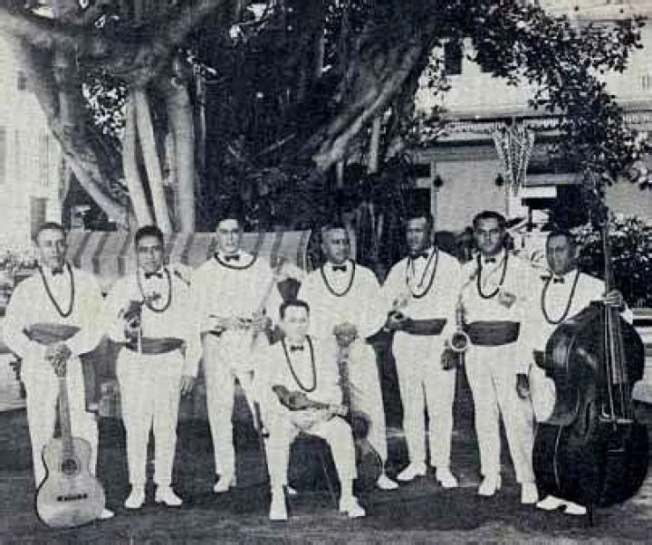 Johnny Noble's Book of Hawaiian Melodies. 1935. A collection of 32