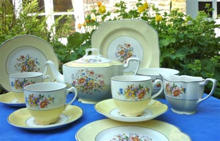 Johnson Brothers Vintage Yellow Tea Set