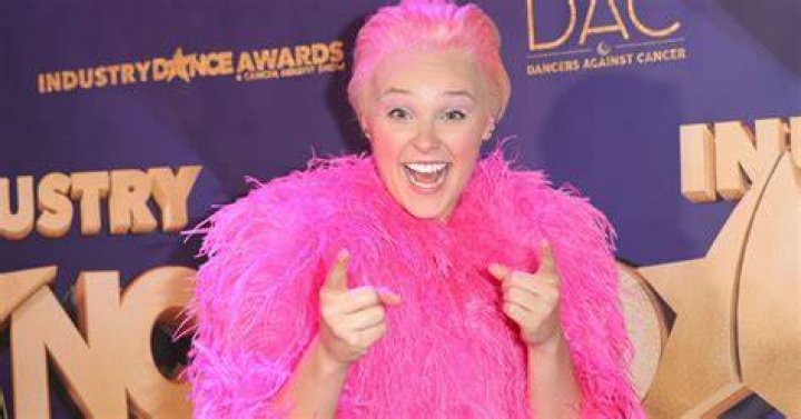 JoJo Siwa shares iconic response to bigotry from former boss