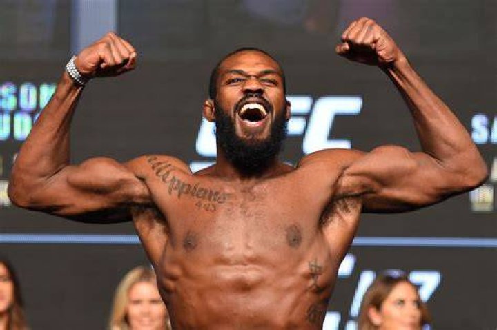 Jon Jones hits the weight room as heavyweight preparations begin