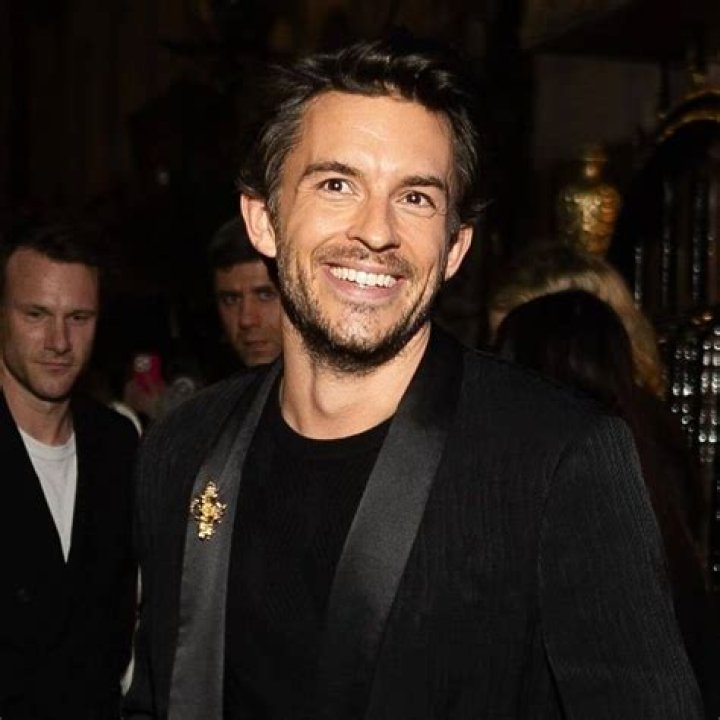 Jonathan Bailey biografia chi &egrave;, et&agrave;, altezza, peso, compagno