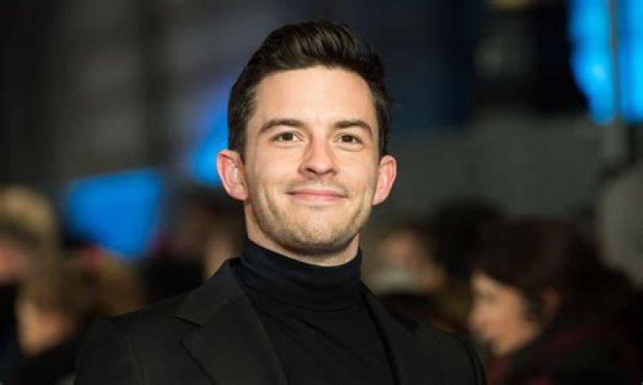 Jonathan Bailey speaks up for trans kids 'just trying to live'