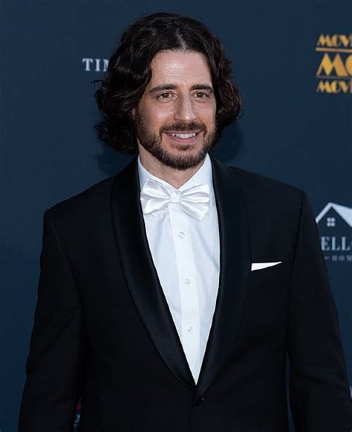 Jonathan Roumie Wikipedia Married to Wife? Family, Bio.