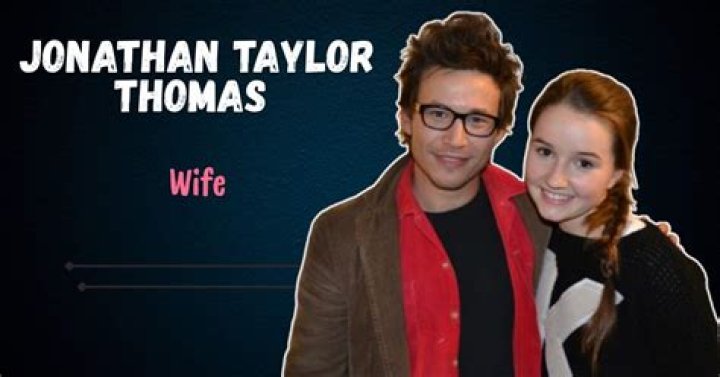 Jonathan Taylor Thomas 2021 Wife Kremi Png