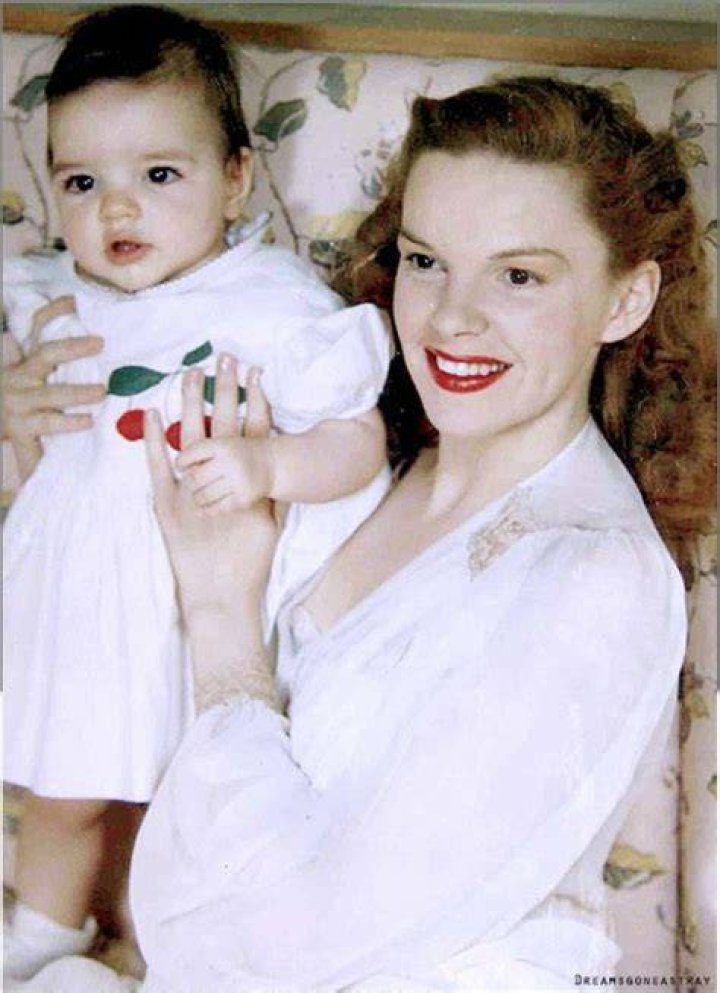 Judy Garland and her daughter Liza Minnelli Judy garland, Judy