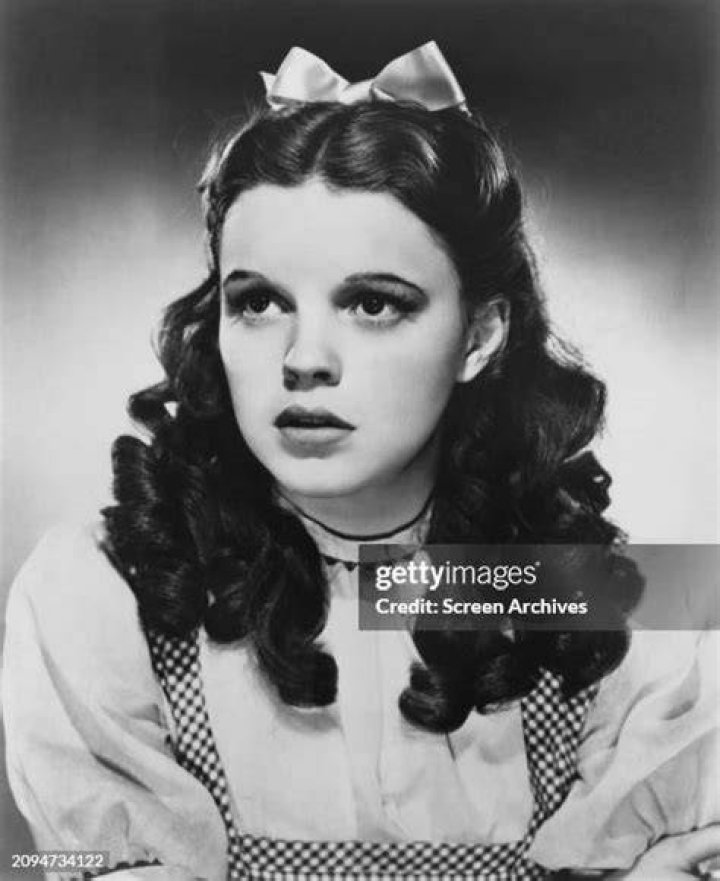 Judy Garland as Dorothy in The Wizard of Oz Eric Carpenter photo 1938