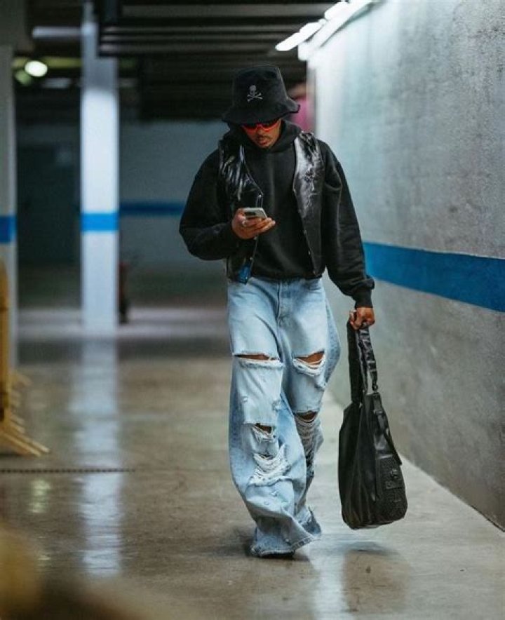 Jules Kounde Outfit from May 28, 2023 WHAT&rsquo;S ON THE STAR?