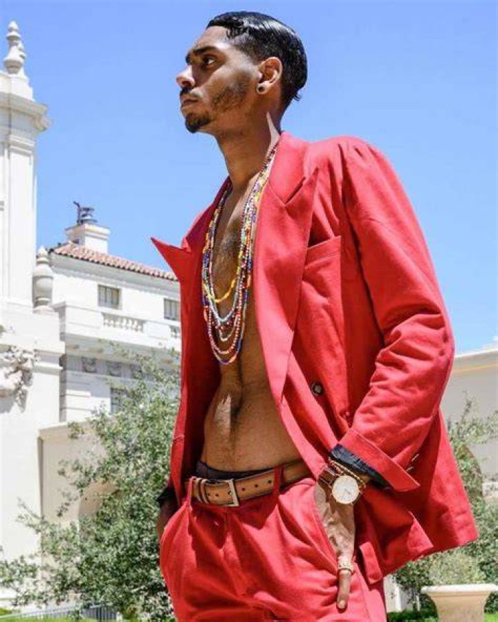 Julian Broadus Everything you need to know about Snoop Dogg's son
