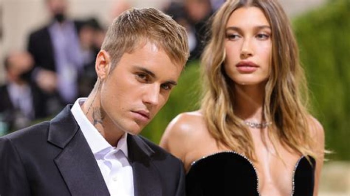 Justin and Hailey Bieber Heats up the Dance Floor in Odell&rsquo;s Star