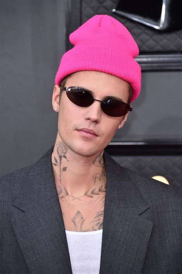 Justin Bieber reveals rare disorder behind facial paralysis AP News