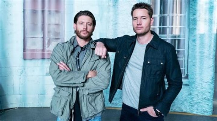 Justin Hartley Persona PR