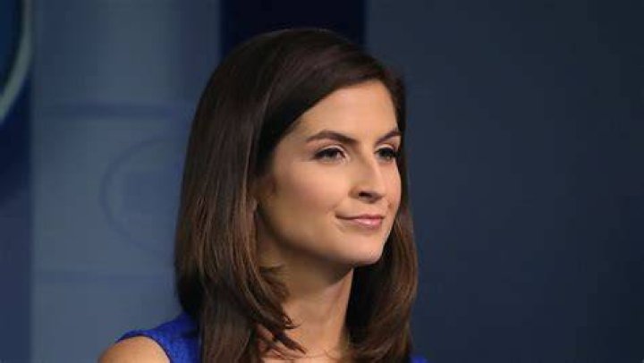 Kaitlan Collins CNN reporter apologizes for past homophobic tweets