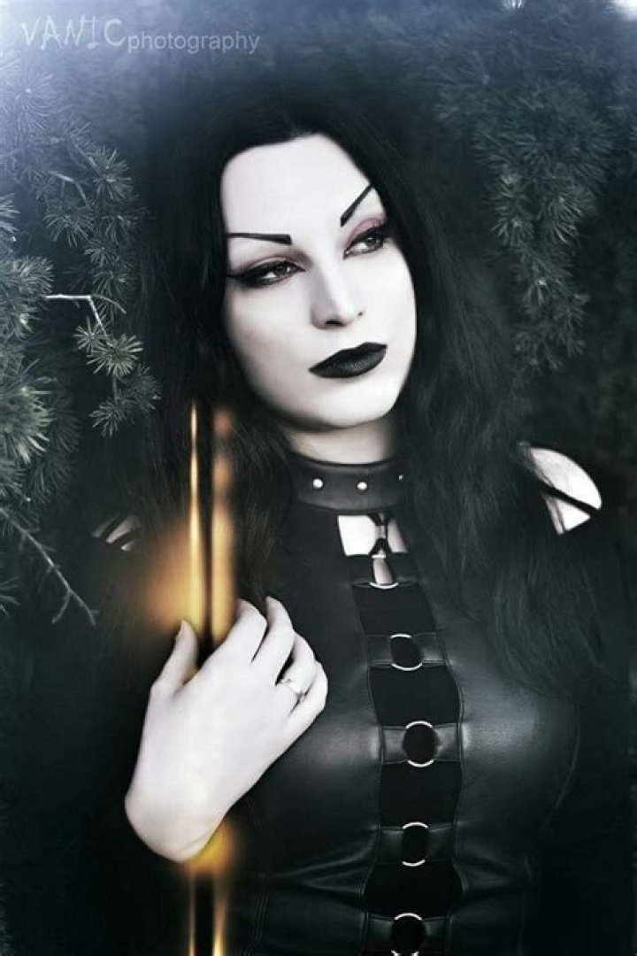 Kali Noir Diamond. Goth Beauty, Pure Beauty, Steam Girl, Goth Model