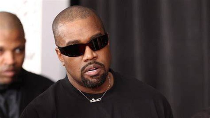 Kanye West Height (Proof & Measurements) Heartafact