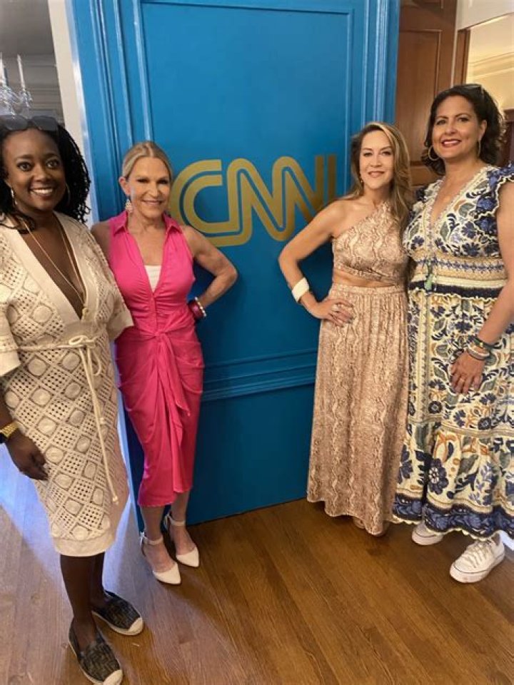 Karen Finney posted by Michelle Thompson