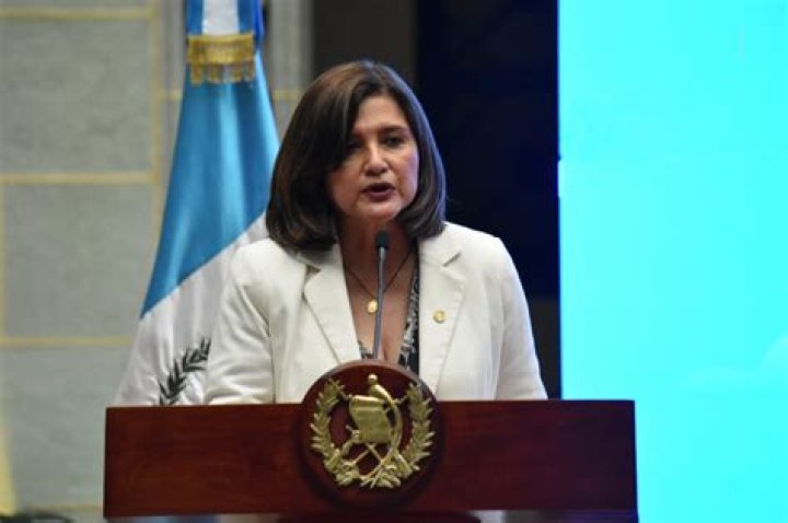 Karin Herrera, la cient&iacute;fica que podr&iacute;a ser vicepresidenta del pa&iacute;s &mdash; RUDA