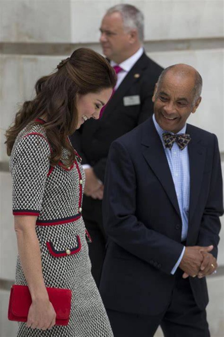 Kate Middleton opens new wing at the V&A in a Gucci dress Daily Mail