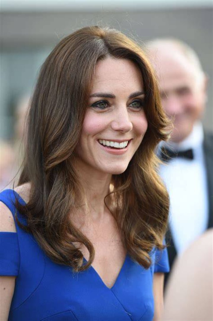 Kate Middleton Wore a Sexy Blue Dress at the SportsAid 40th Anniversary