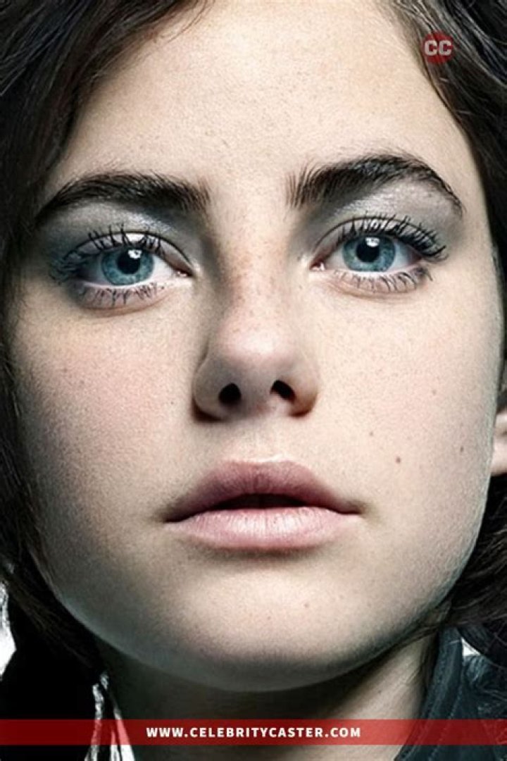 Kaya Scodelario Height, Weight, Age (British Celebrities) in 2022