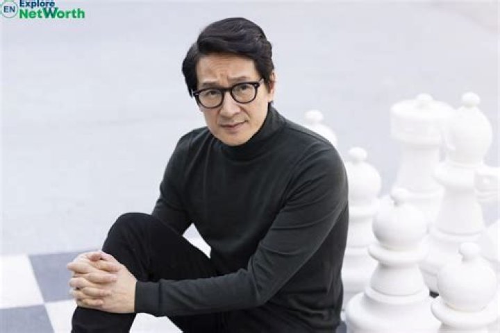 Ke Huy Quan Net Worth Bio Height Family Age Weight Wiki 2022 Vrogue