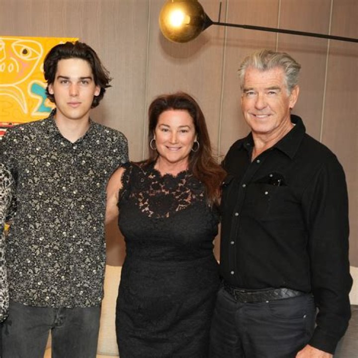 Keely Shaye Smith viața personală a soției lui Pierce Brosnan TvBlog