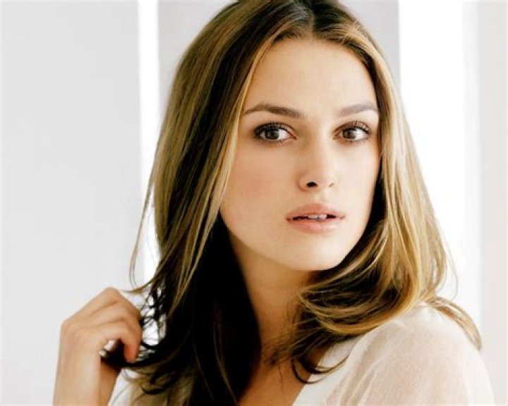 Keira Knightley Biography, Wiki, Dob, Age, Height, Weight, Affairs and More