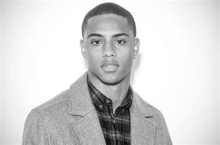 Keith Powers Bio, Facts, Family Life of Model & Actor