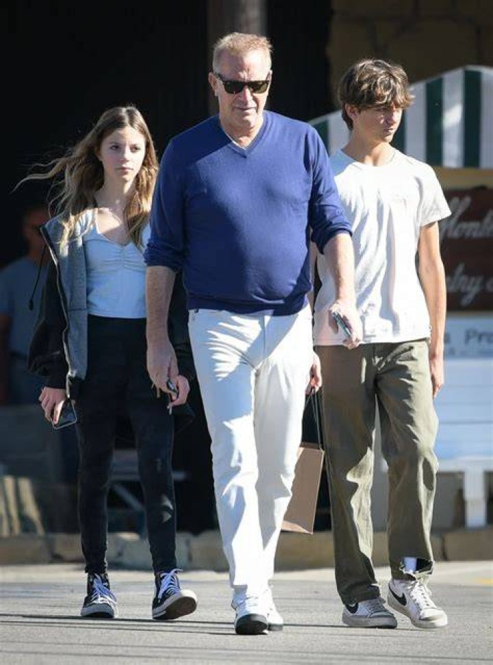 Kevin Costner Daughter Grace Rare Photos of Youngest Child Closer Weekly