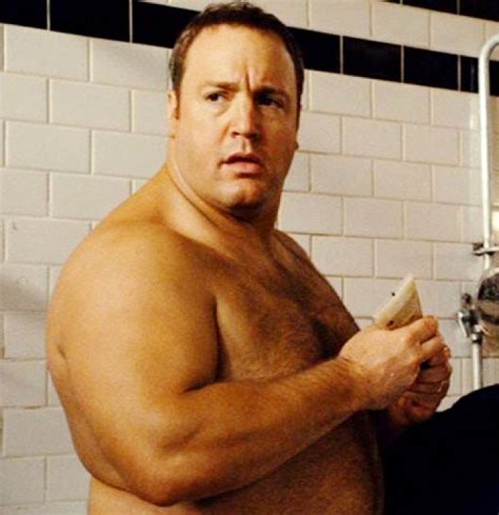 Kevin James displays his fuller figure on set of Grown Ups 2 Daily