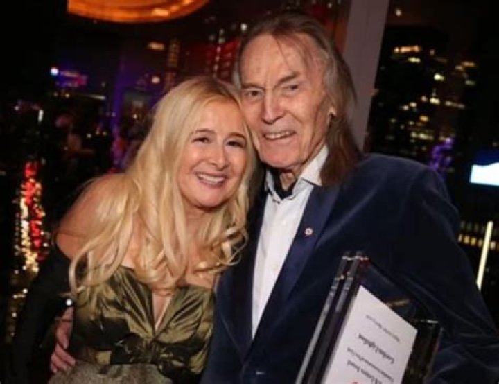 Kim Hasse Wiki, Biography, Age, Husband, Net Worth, Family, Children