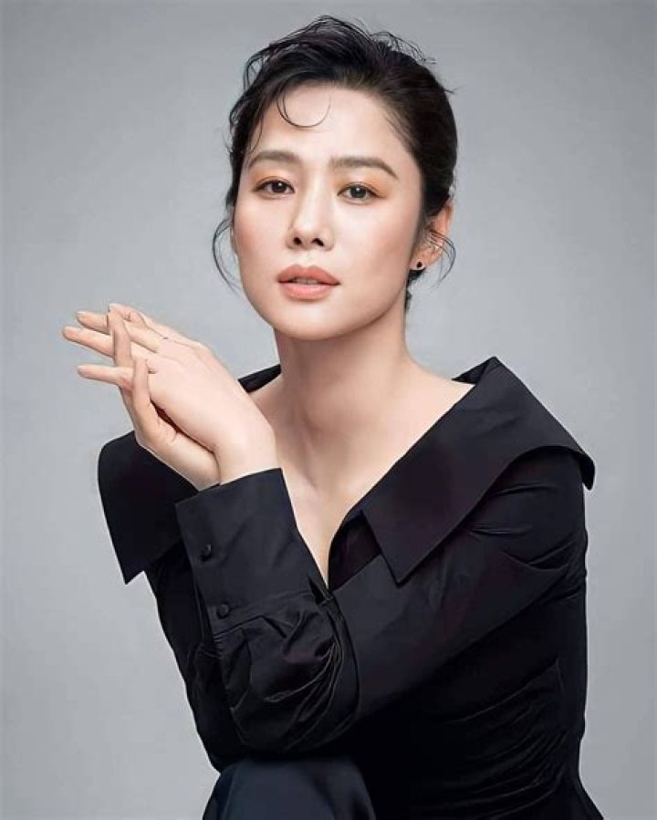 Kim Hyun Joo Bio, Profile, Facts, Age, Boyfriend, Ideal Type