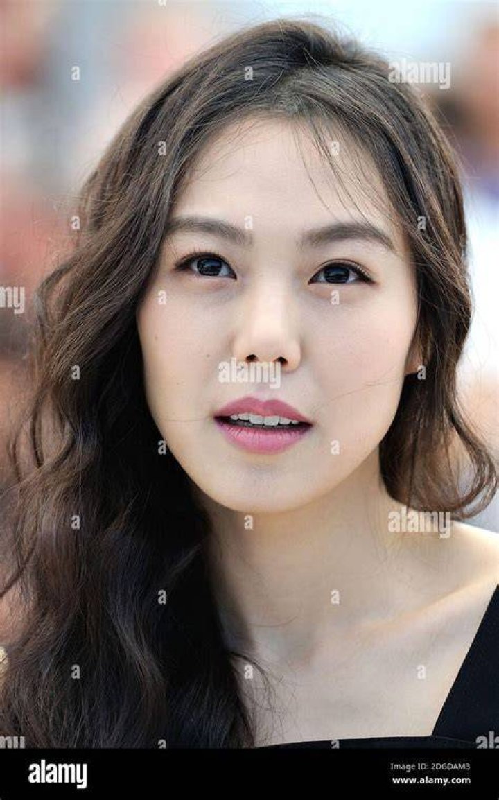Kim Minhee 2017 Kim Minhee Claires Camera Photocall at 70th Cannes