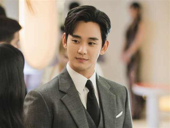 Kim So Hyun&rsquo;s Growth From Her Child Star Days Make It Hard To Believe