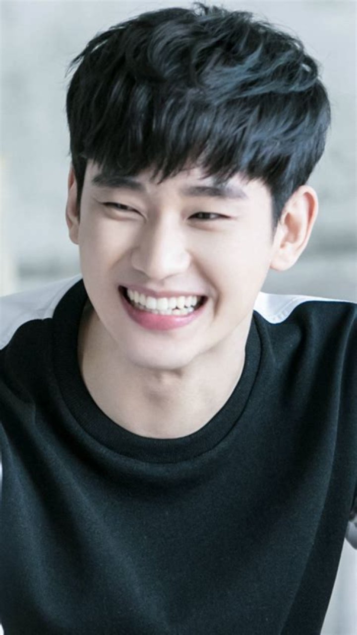 Kim Soo Hyun Age / Kim Soohyun Birthday, Real Name, Age, Weight