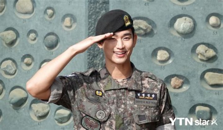 Kim Soo Hyun Has Just Been Discharged From The Military Koreaboo